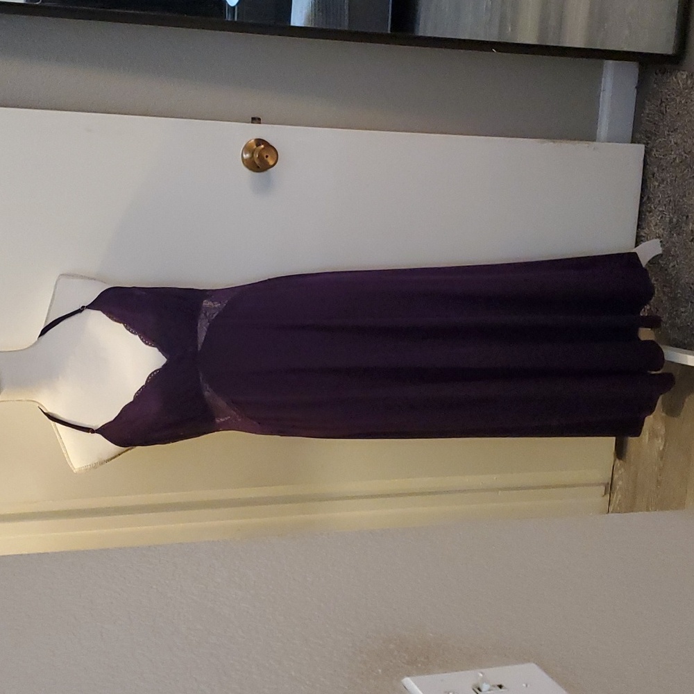 Lingerie purple XL nighty with flattering bodice and back lined lace. Stunning